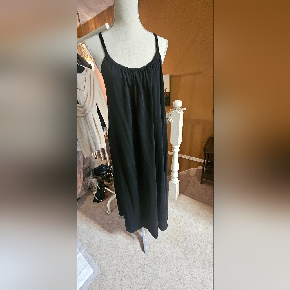 H&M Classic Black Garment